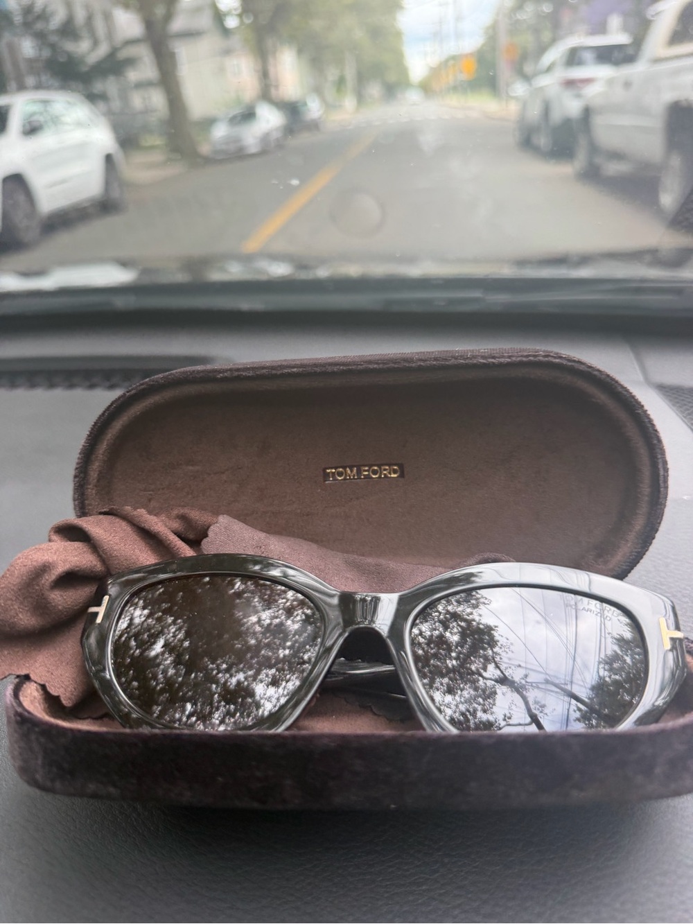 Men Bags Subcategory Identification